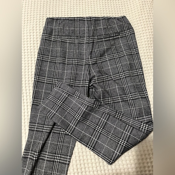Dress pant legging - Picture 2 of 3